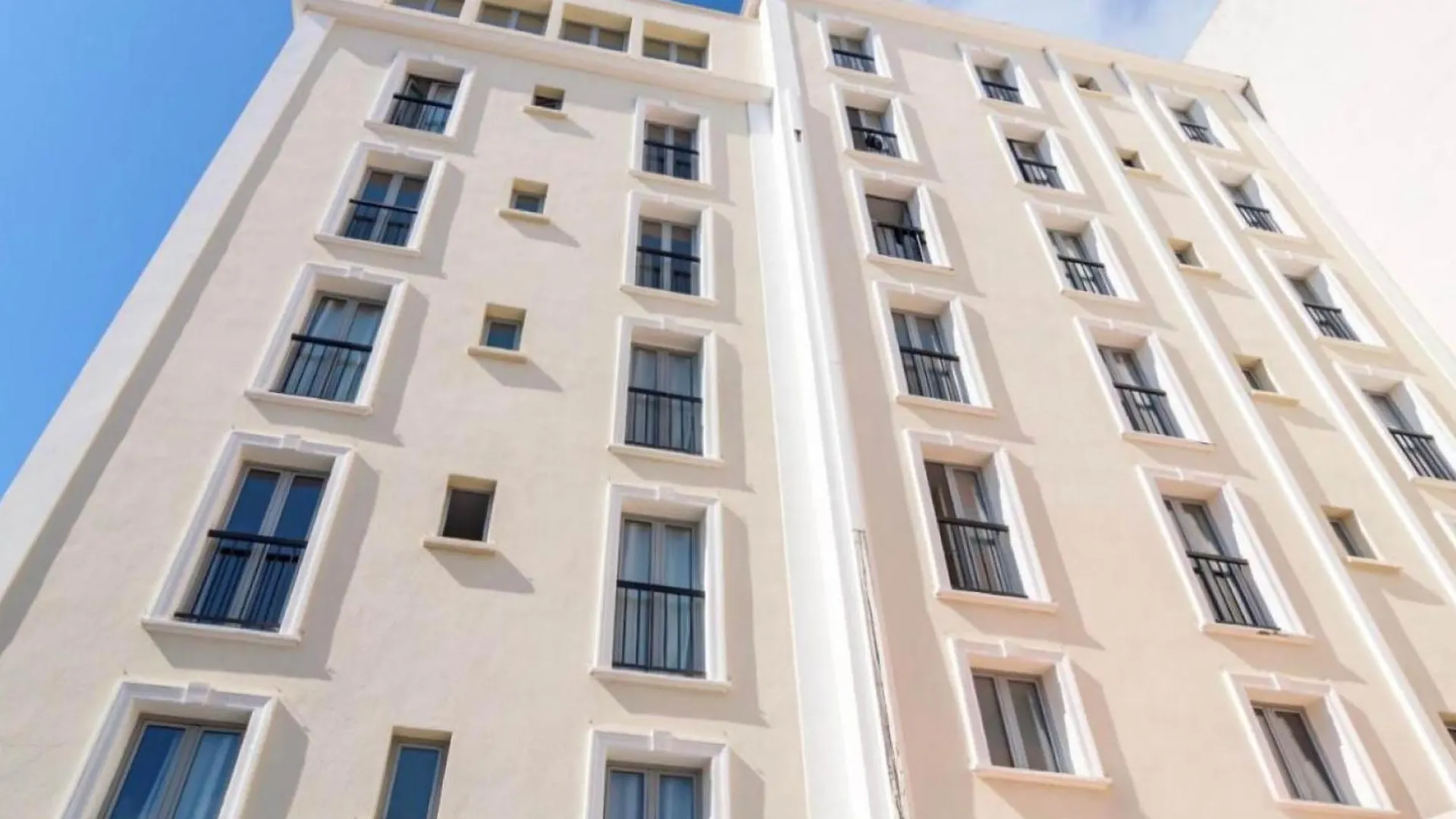 B&B Hotel Antibes Juan-Les-Pins