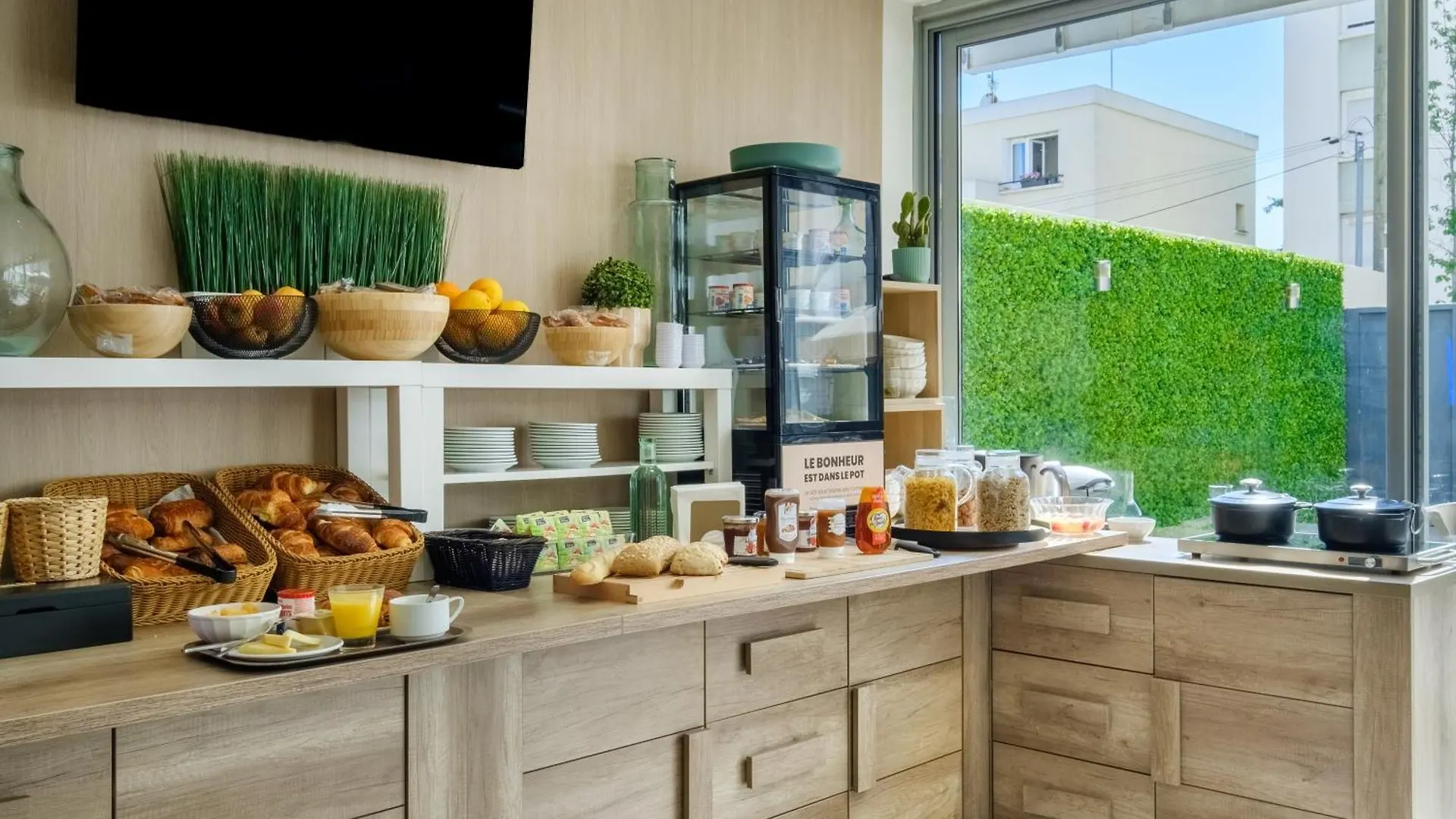 B&B Hotel Antibes Juan-Les-Pins