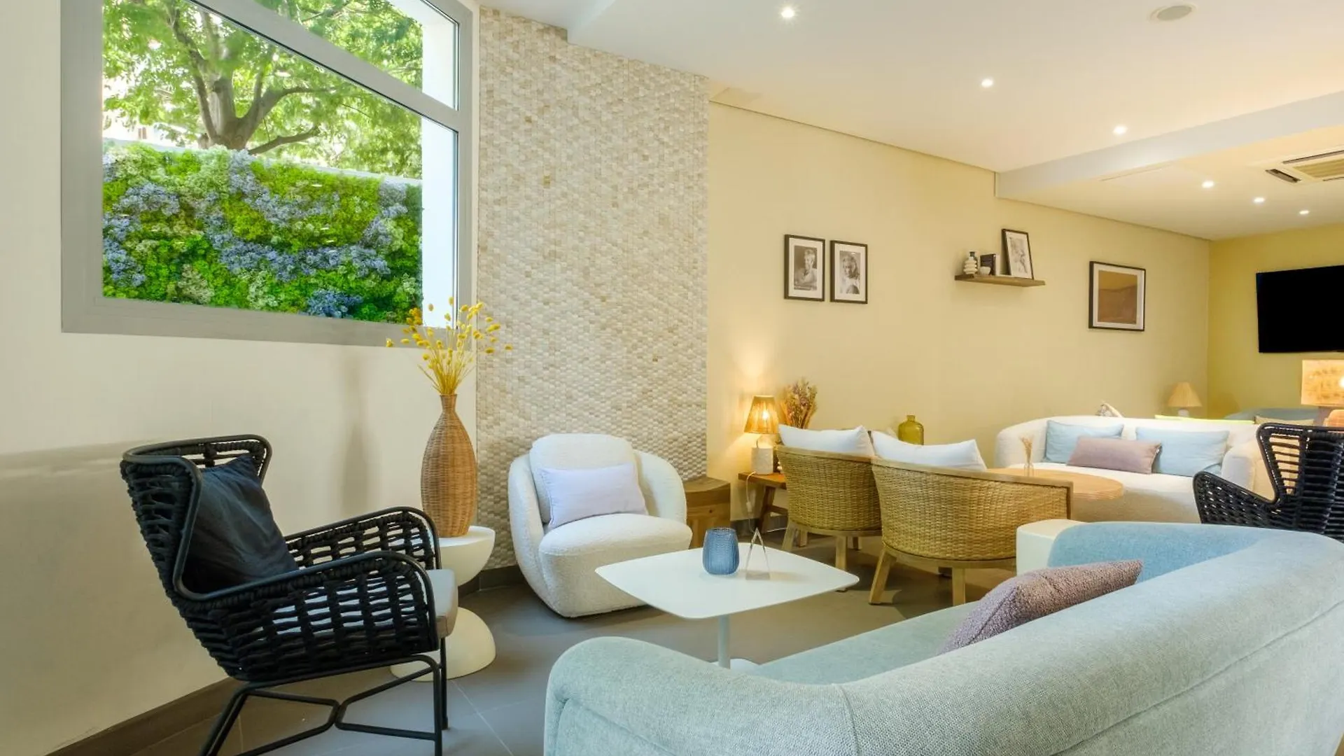 B&B Hotel Antibes جوان ليه باه 3*, جوان ليه باه فرنسا